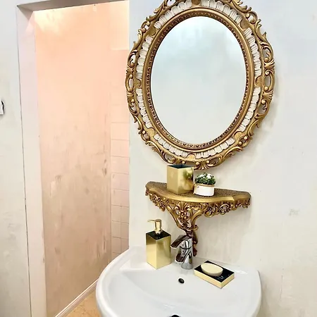 Csaky Palace 2 Apartmán *